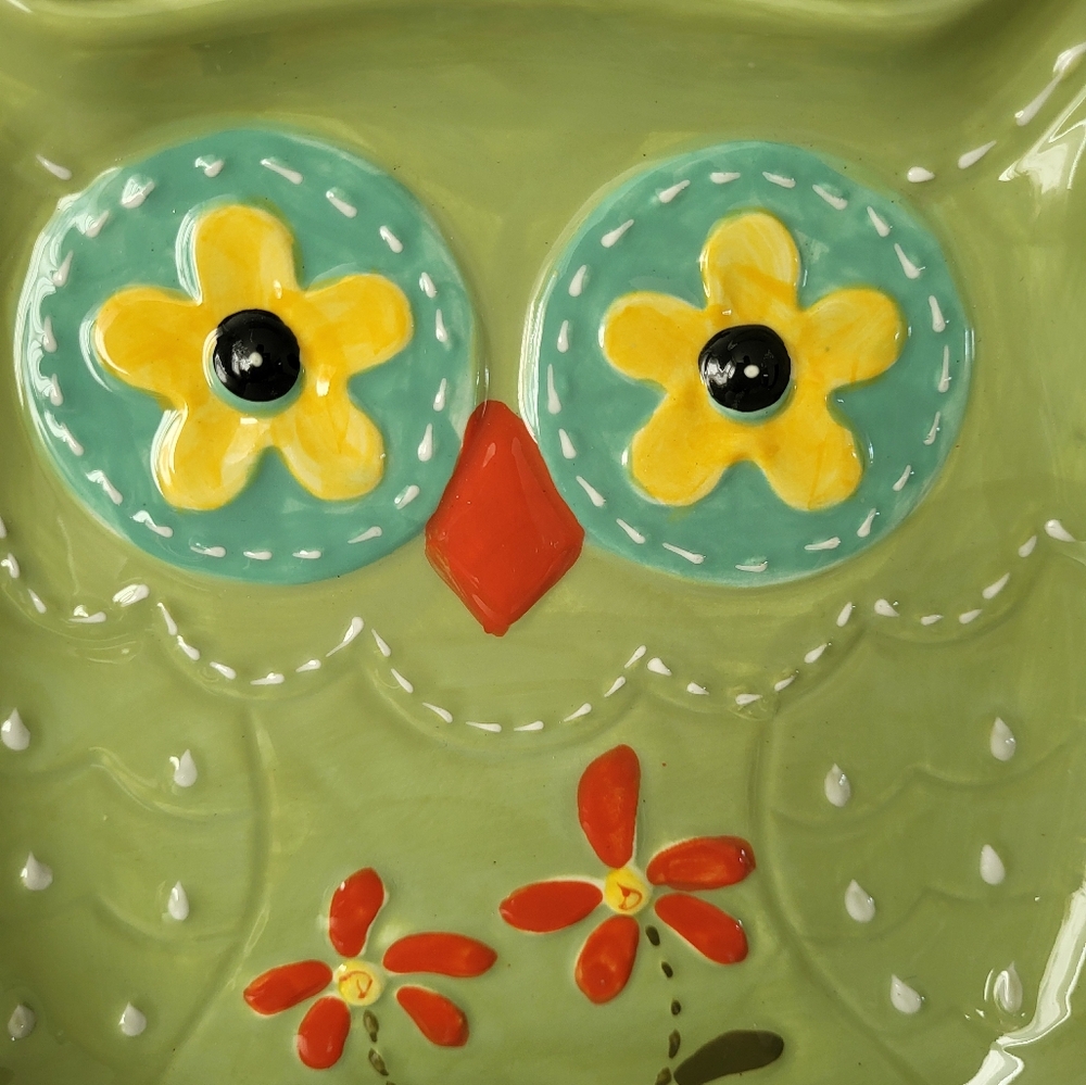 Cracker Barrel Green Owl Platter Dish Plate Decor Whimsical Floral Ceramic - Picture 2 of 10